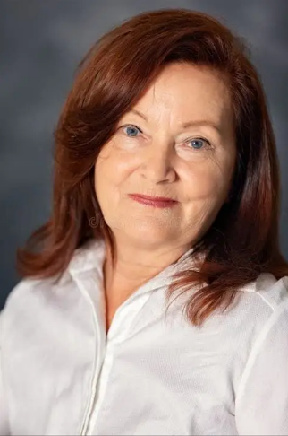 <em>Rebecca Taylor</em>